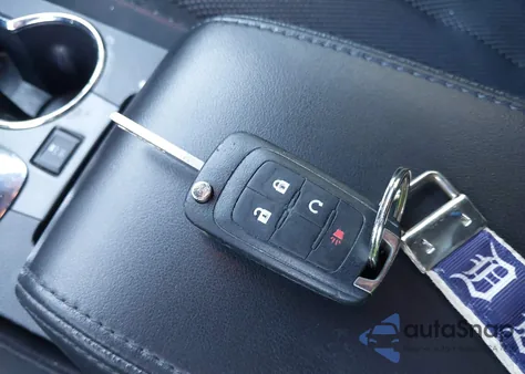 2016 Chevrolet Equinox Lt z USA, uszkodzony, nr VIN 2GNALCEKXG1185767